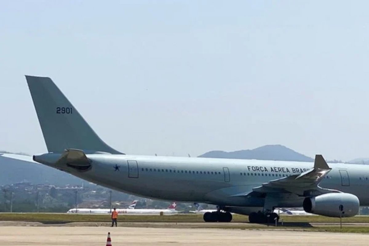 Sexto voo de repatriação de brasileiros no Líbano chega a São Paulo com 212 passageiros