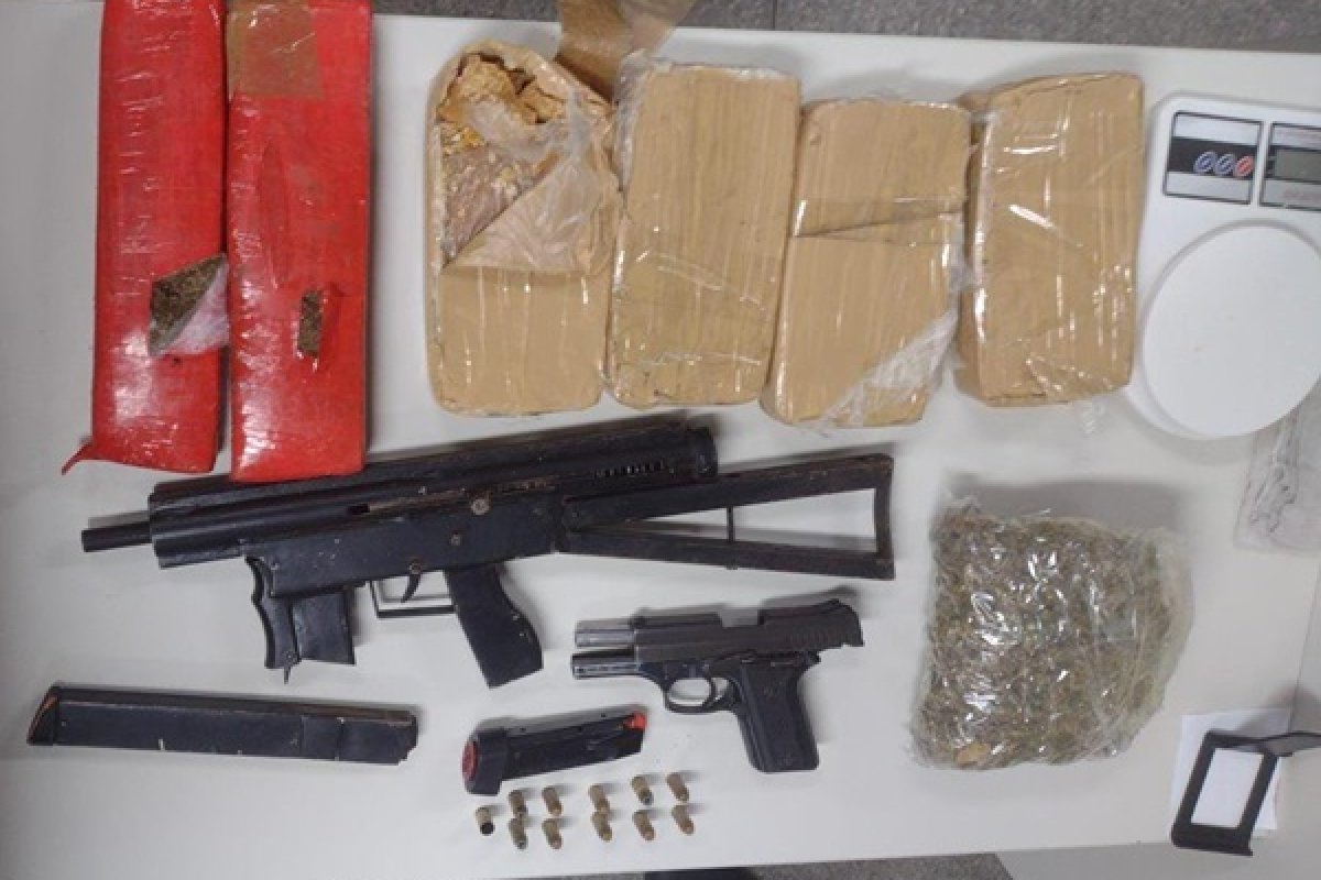 Mais de 90 suspeitos são presos e 1,5 tonelada de droga é apreendida em megaoperação na Bahia