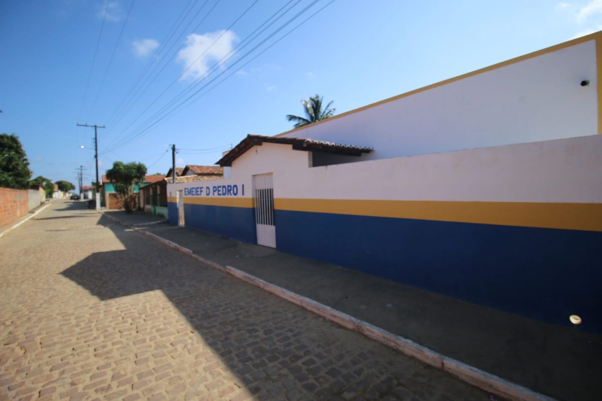 Prefeitura suspende aulas e fala em medidas de segurança após mortes em Heliópolis (BA)