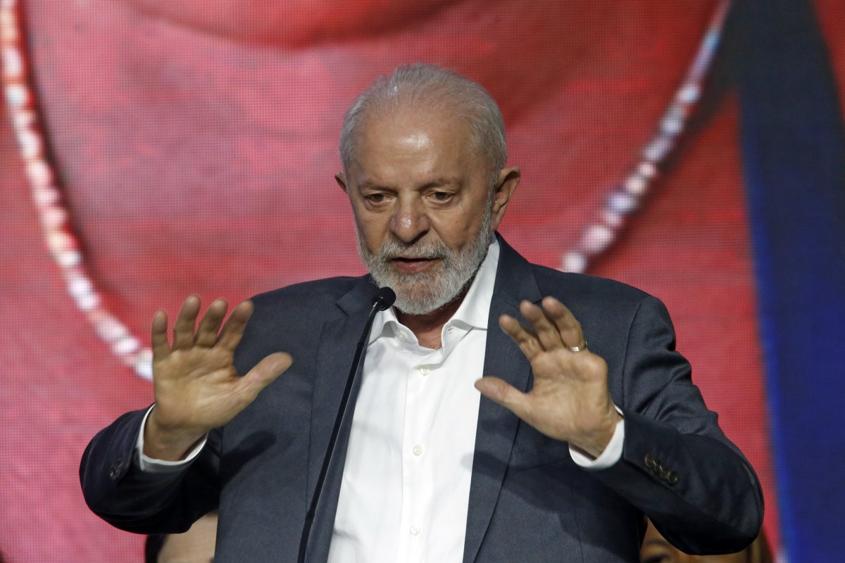 Governo Lula esbarra em vacinas vencidas e fica sem estoque contra a Covid