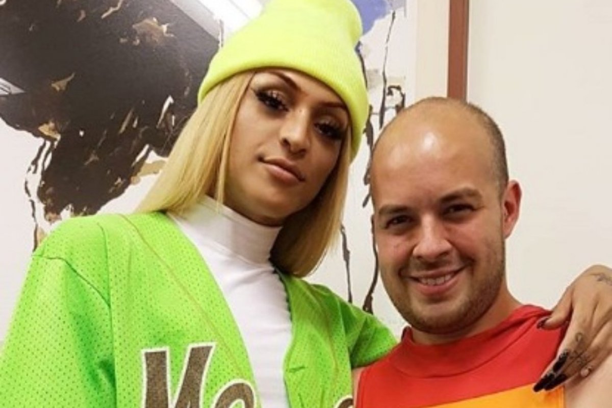 Gaúcho defende tese vestido de Pabllo Vittar e tira maior nota