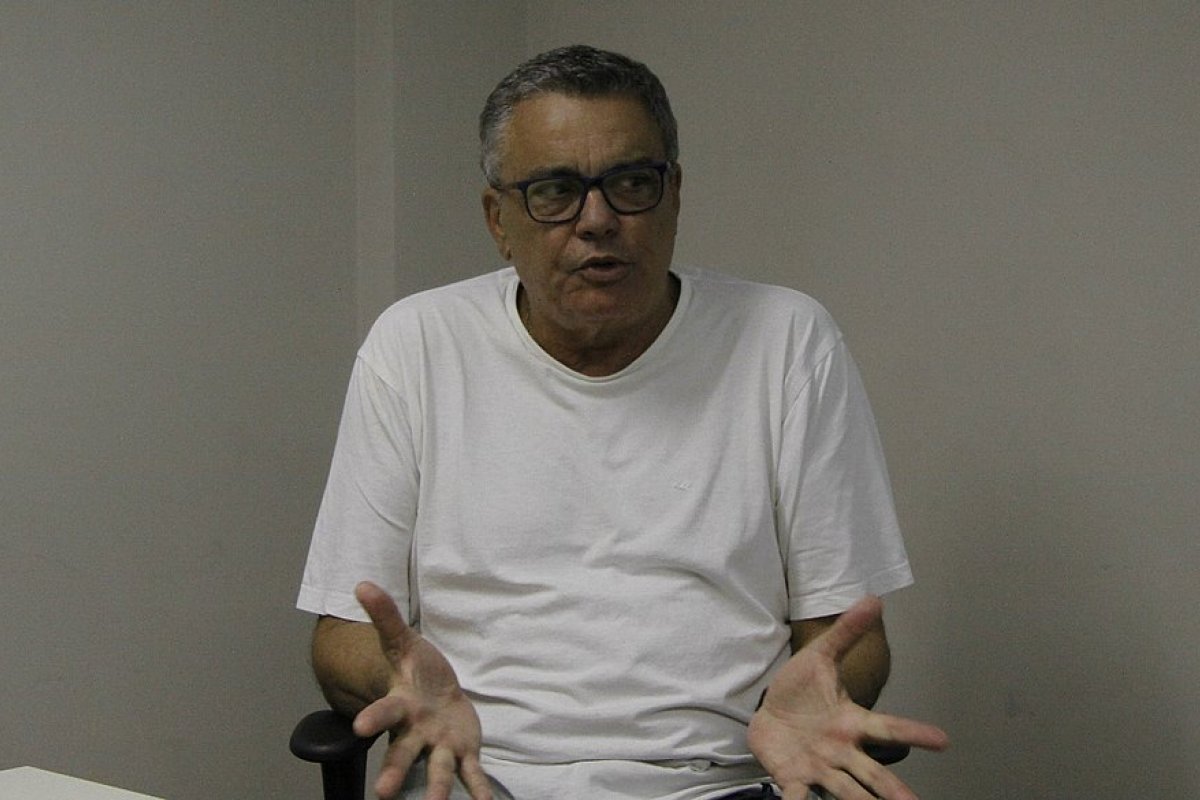 Sindicato de árbitros emite nota de repúdio contra Paulo Carneiro