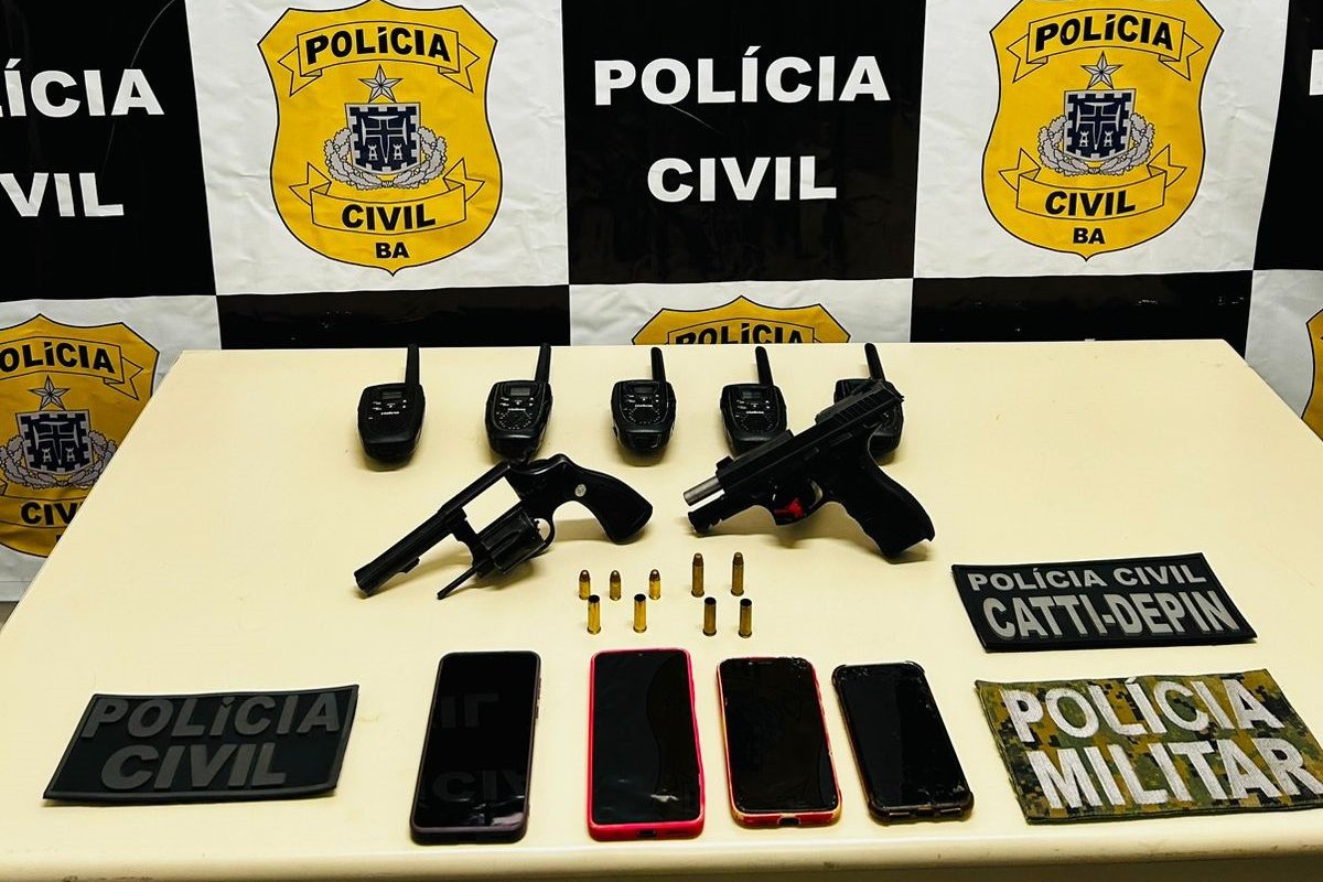 Ação conjunta entre PM e PC encontra trio suspeito de homicídio 24h após o crime em Jequié