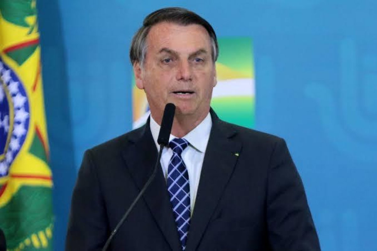 Bolsonaro faz segunda vasectomia