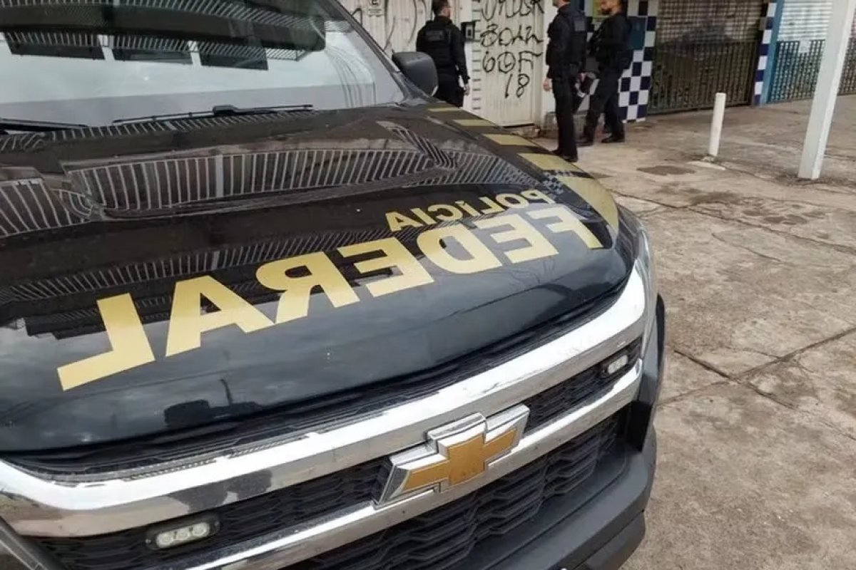 PF deflagra operação contra grupo especializado no tráfico internacional de armas destinadas à Bahia