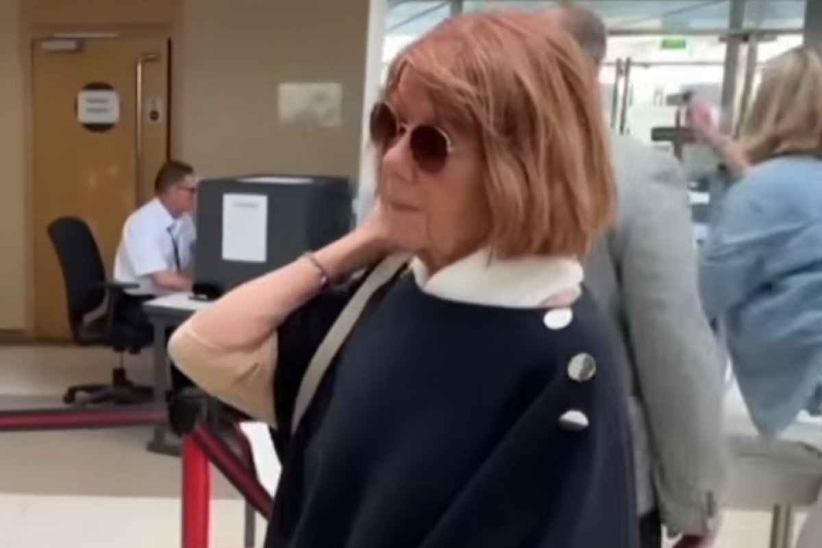 'Sou uma mulher totalmente destruída', diz francesa dopada e estuprada por marido