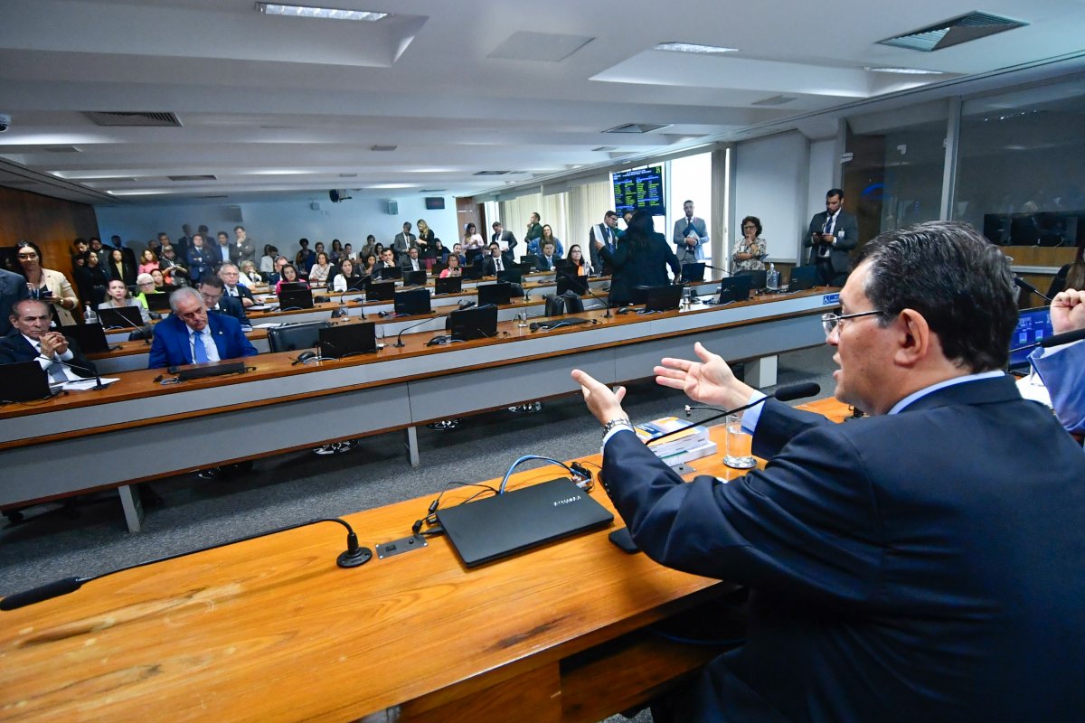Comissão do Senado aprova plano de trabalho para regulamentação da reforma tributária