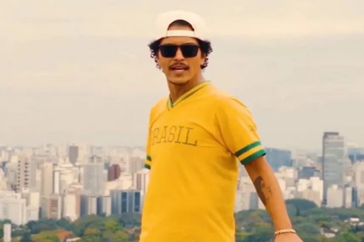 Bruno Mars pode ganhar título de cidadão honorário do Brasil; entenda