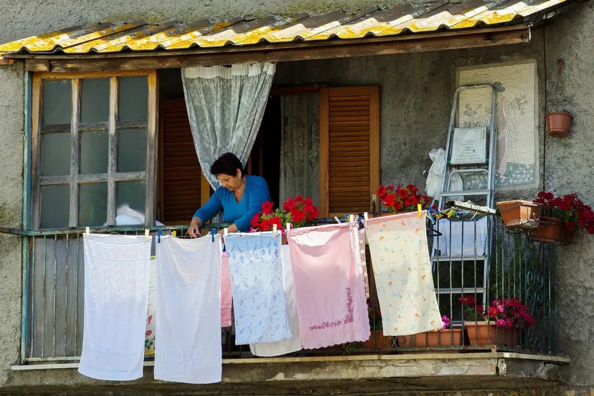 Mulheres chefiam maioria dos lares na Bahia, segundo IBGE