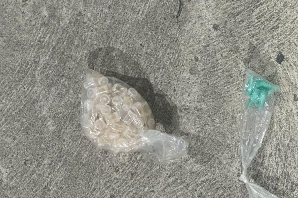 PM prende dois homens com drogas na Avenida San Martins