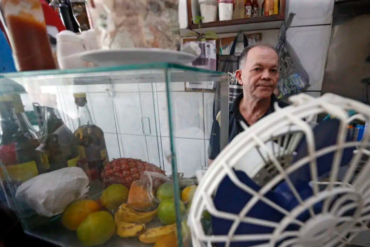 Grande São Paulo tem mais de 24 mil imóveis sem energia elétrica