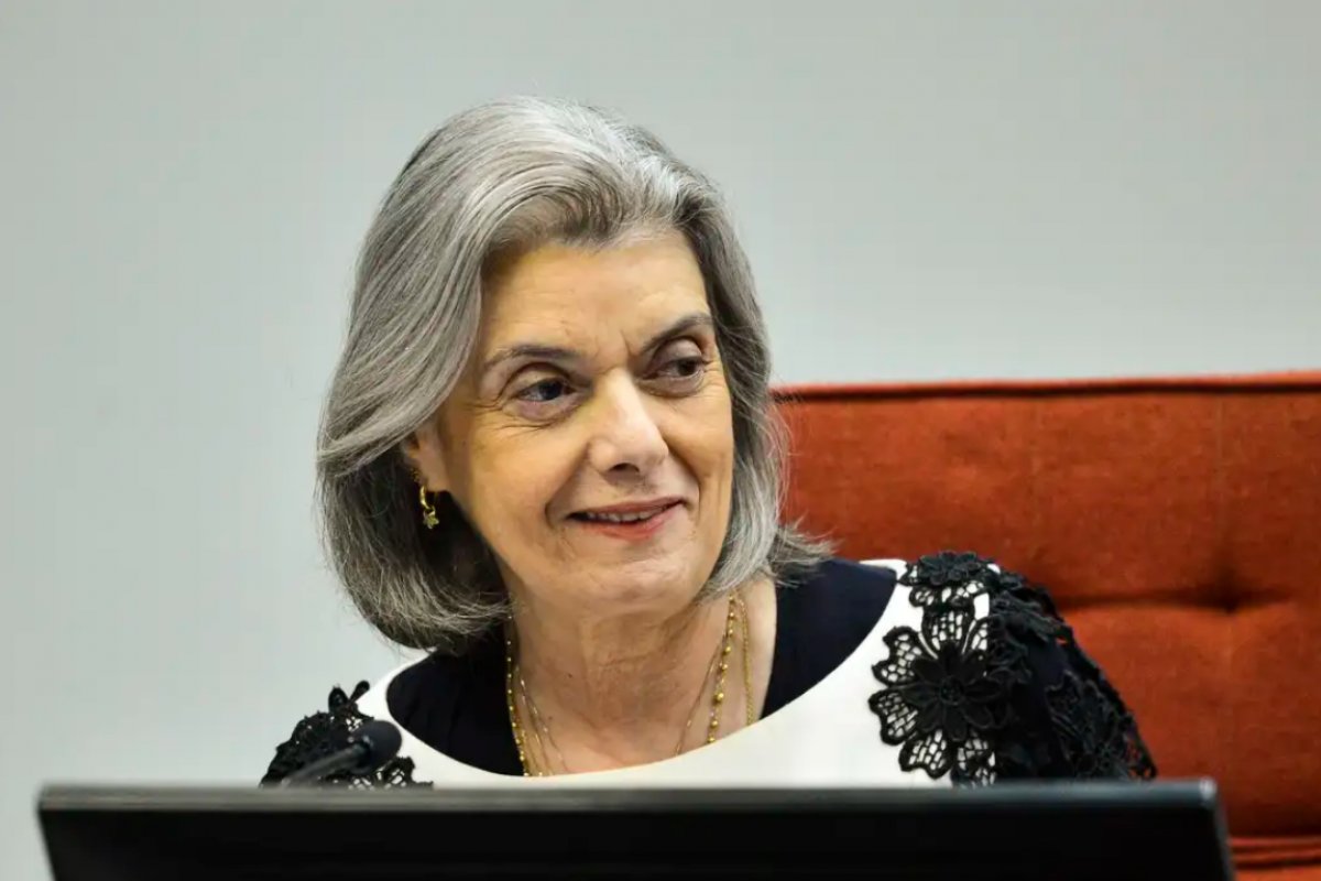 Não deixem para votar no fim da tarde, diz presidente do TSE, Cármen Lúcia