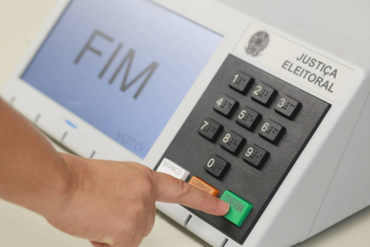 Ministério da Justiça diz que 17 pessoas já foram presas por supostos crimes eleitorais