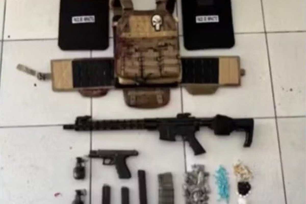 Três homens morrem em troca de tiros com a polícia na Bahia; armas e drogas foram apreendidas