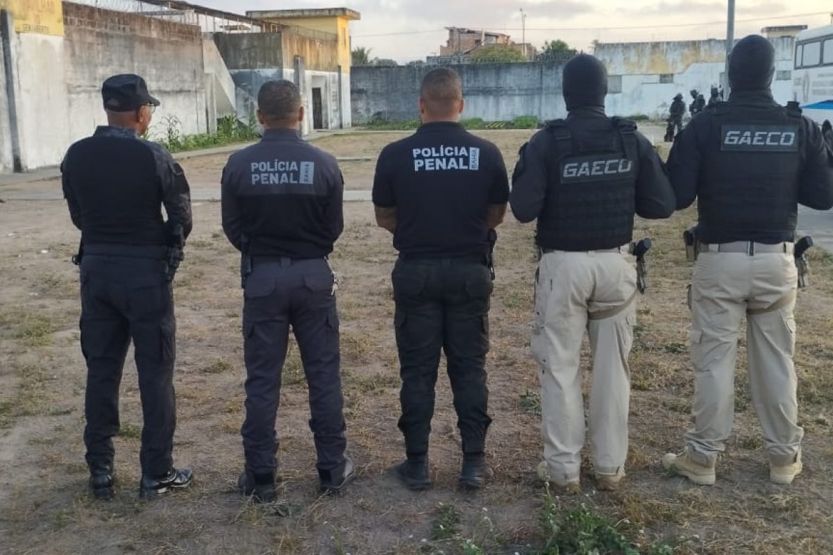 Bahia: 31 presos de 'alta periculosidade' são transferidos do Conjunto Penal de Feira de Santana