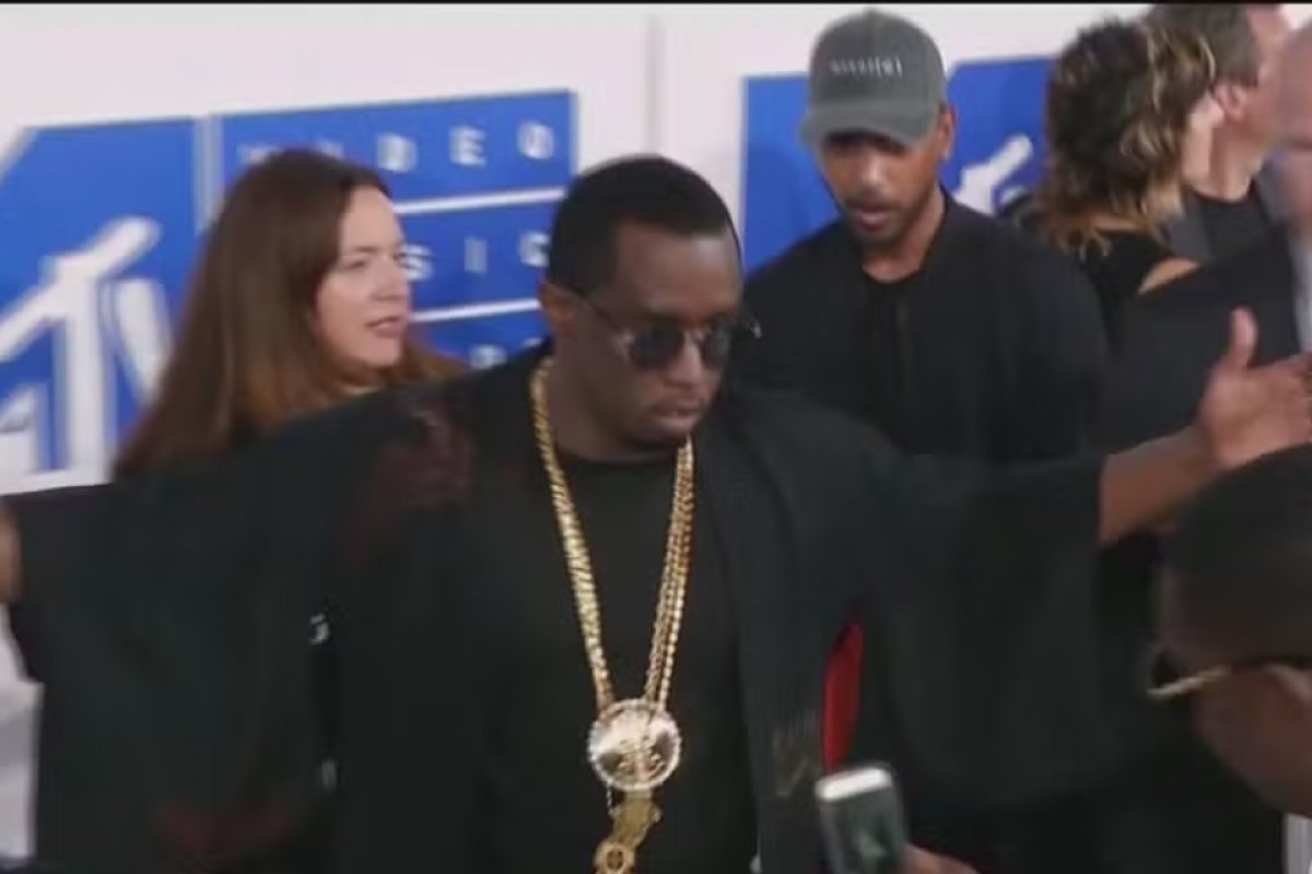 Novo processo acusa Diddy de drogar e estuprar menino de 10 anos