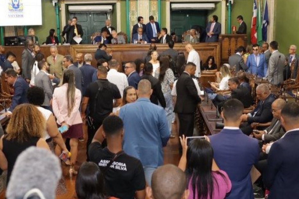 Câmara Municipal de Salvador aprova reajuste do IPTU e outras mudanças em projetos de lei