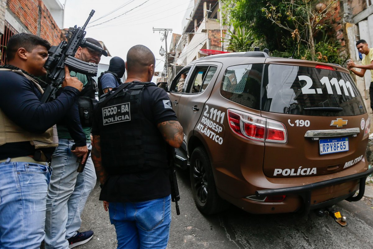 Operação Rota Segura prende integrante de facção no Nordeste de Amaralina