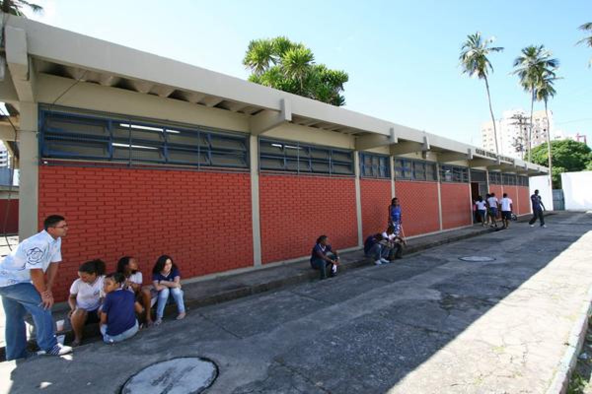 Escolas estaduais e privadas seguem com aula no Nordeste de Amaralina, diz SSP