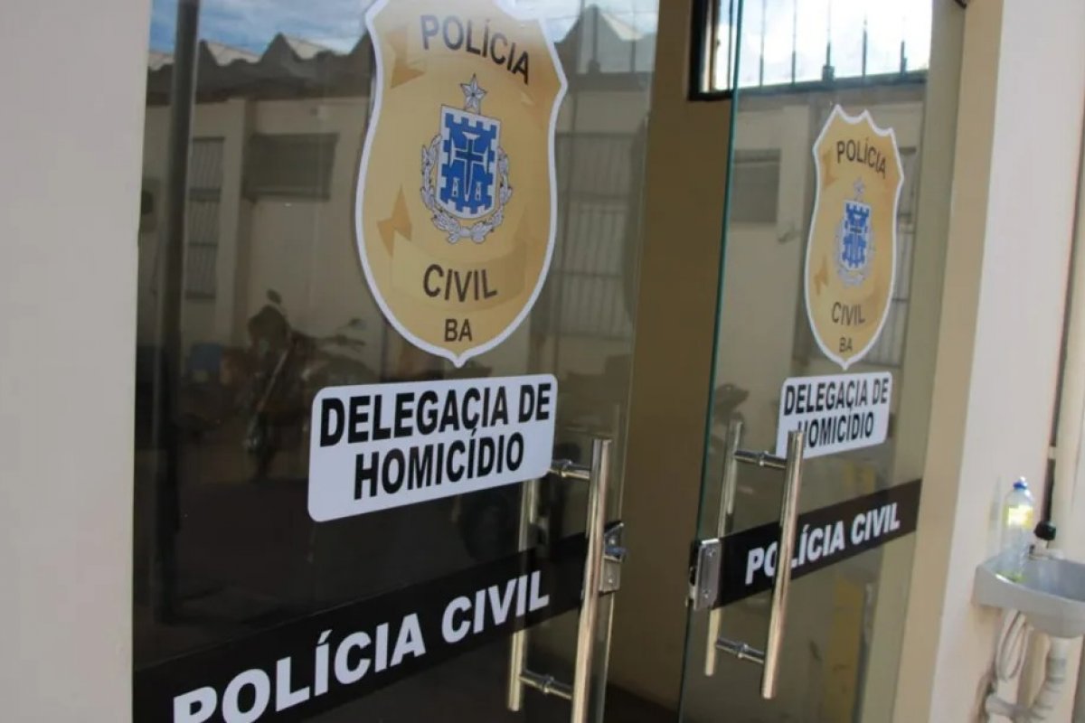 Três pessoas são mortas a tiros dentro de residência no norte da Bahia; pai e filho colombianos estão entre as vítimas