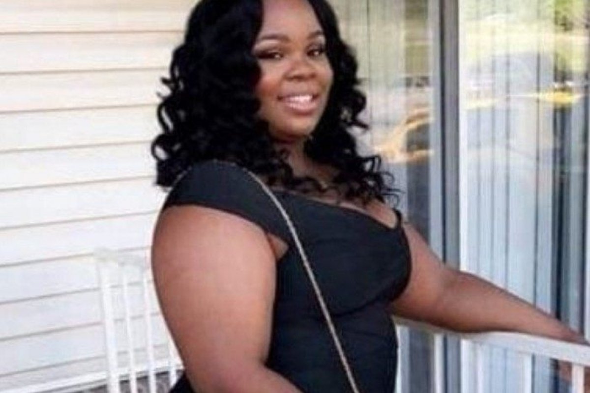 Ex-policial envolvido na morte da jovem negra, Breonna Taylor, é declarado culpado nos EUA