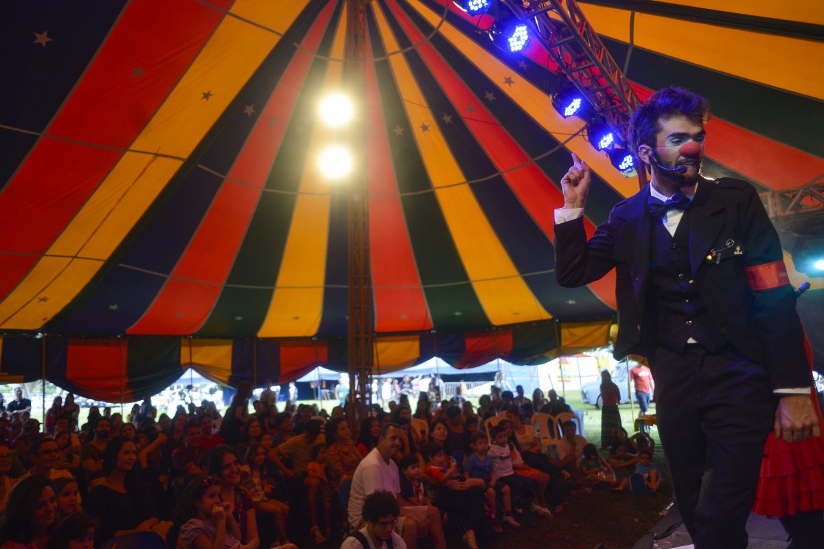 Oficina gratuita de circense acontece neste sábado (1°)