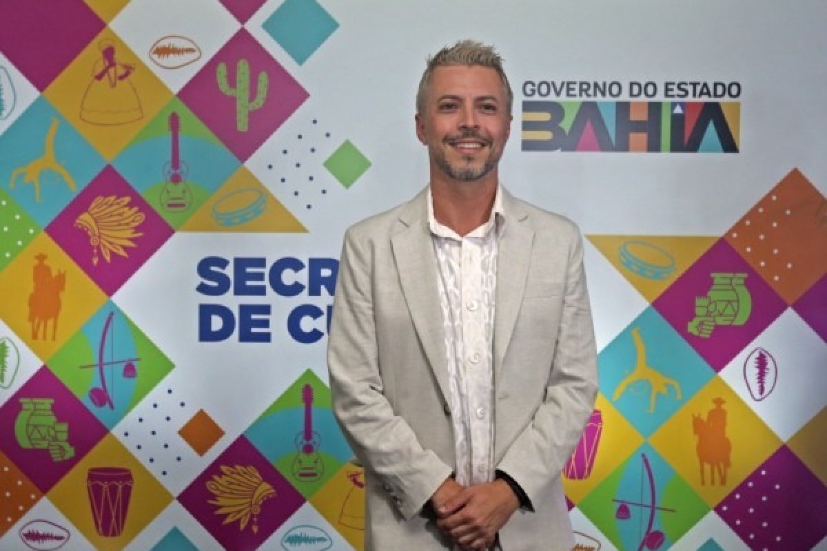 Vídeo: Bruno Monteiro anuncia que tema do Carnaval 2025 será 40 anos do Axé Music