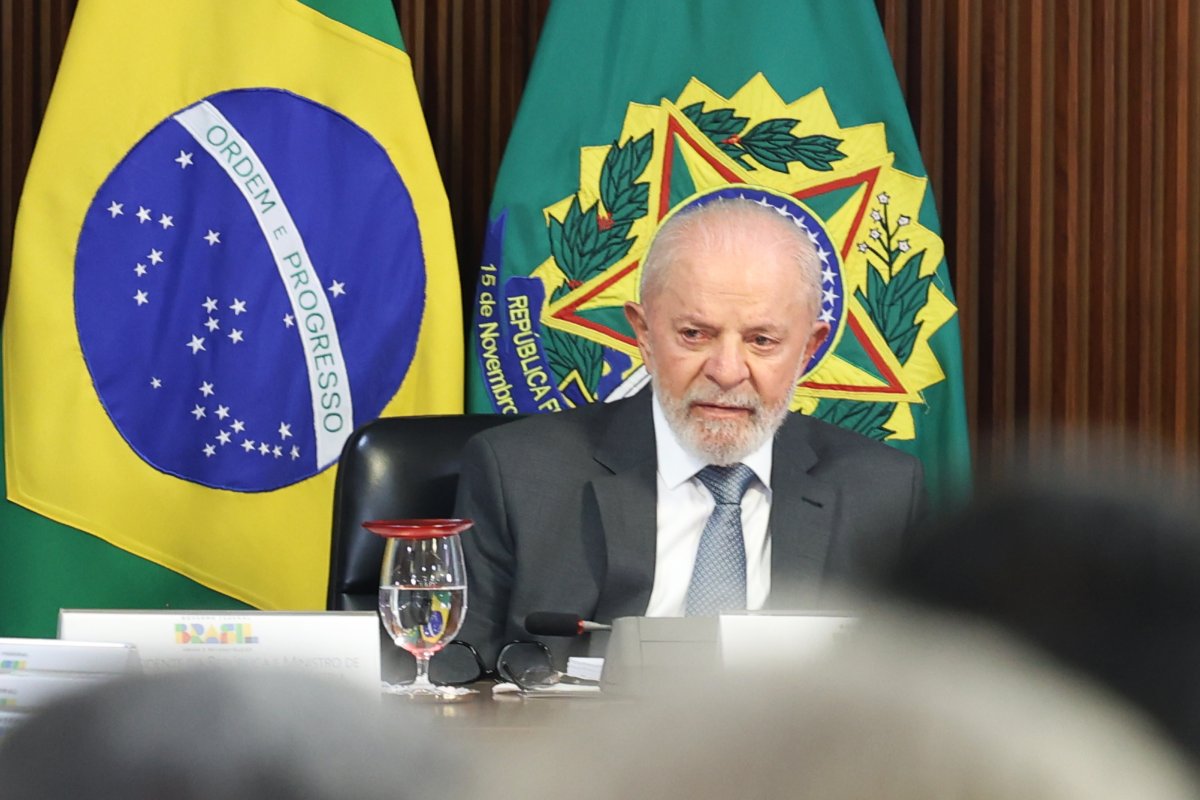 MPF vê omissão do governo Lula no combate à Covid e abre apuração preliminar