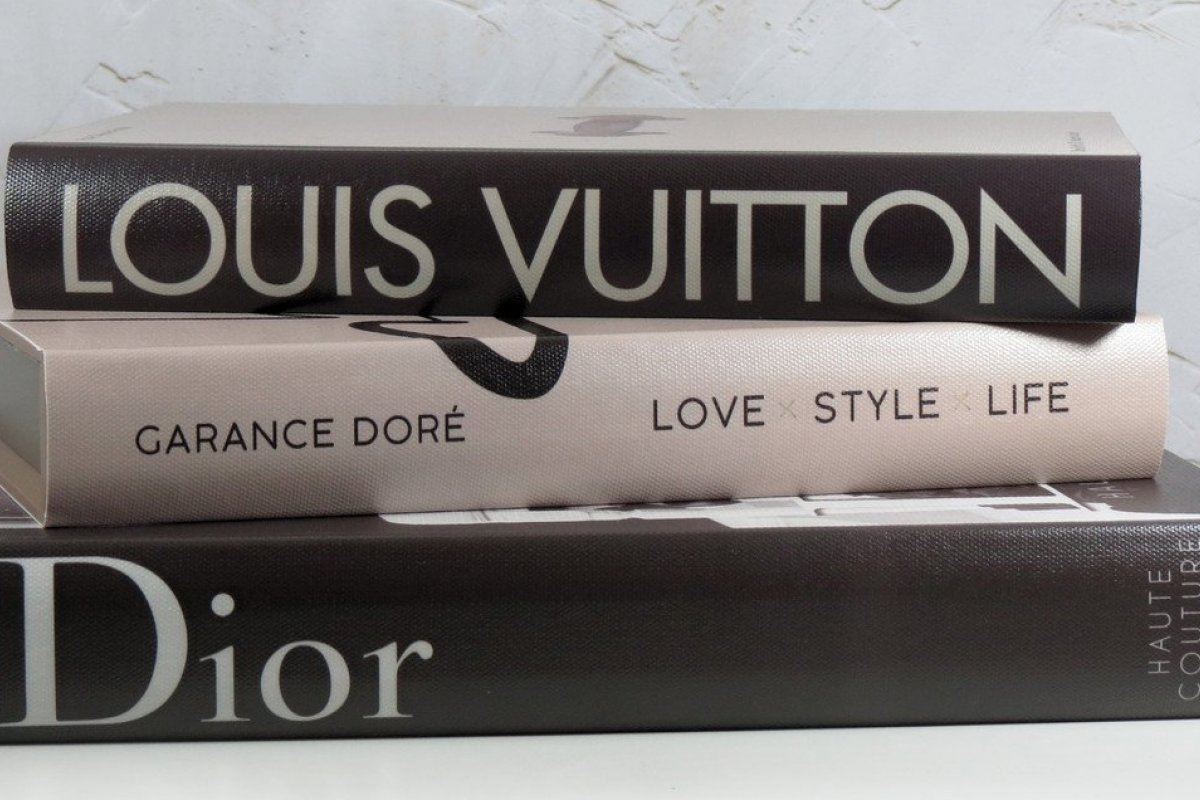 Grifes de luxo doam US$ 2,8 bilhões à China em combate ao coronavírus