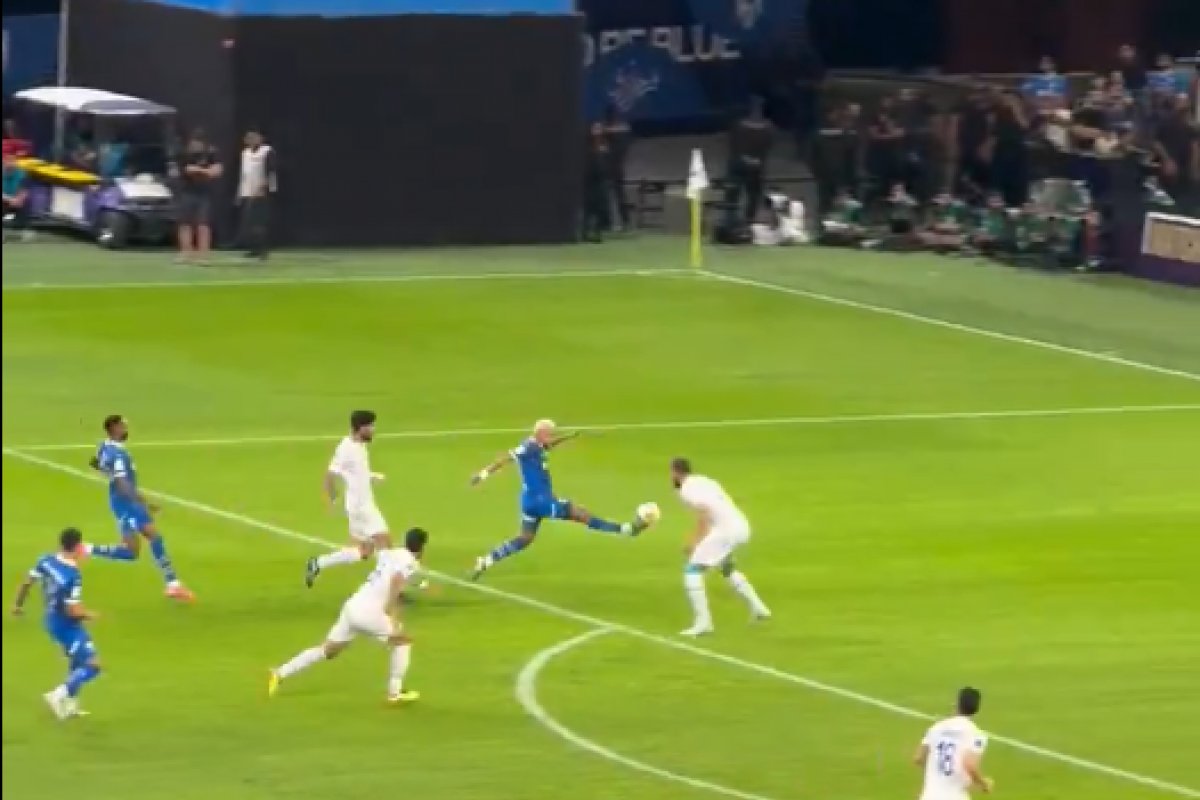 Vídeo: Neymar se machuca novamente em jogo do Al-Hilal na Liga dos Campeões asiática