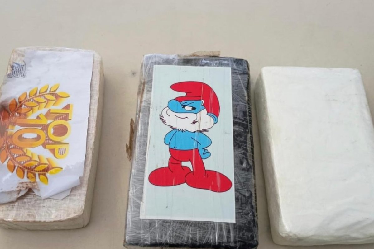 Polícia Militar apreende 'droga do Smurf' em Candeias