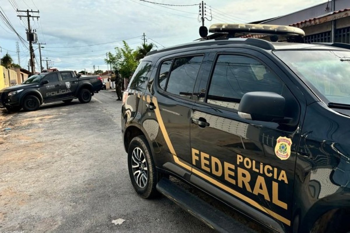 Forças policiais da Bahia e Mato Grosso prendem líder de facção que atua na RMS