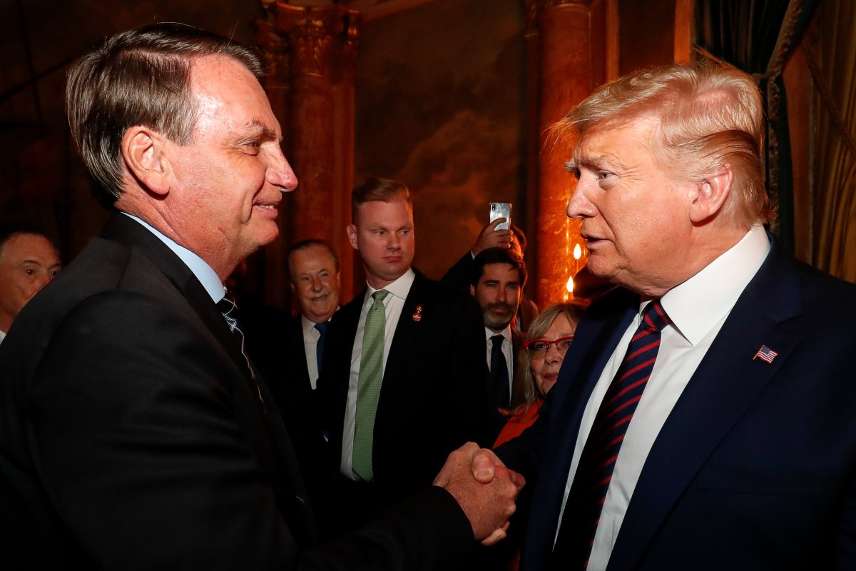 Direita brasileira comemora vitória de Trump e vê fortalecimento do bolsonarismo