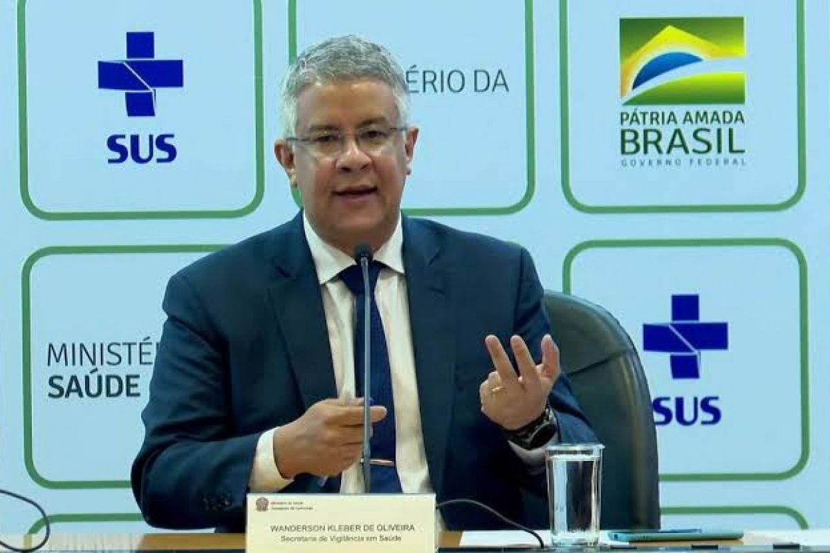 Coronavírus: sobe para 12 o número de casos suspeitos no Brasil