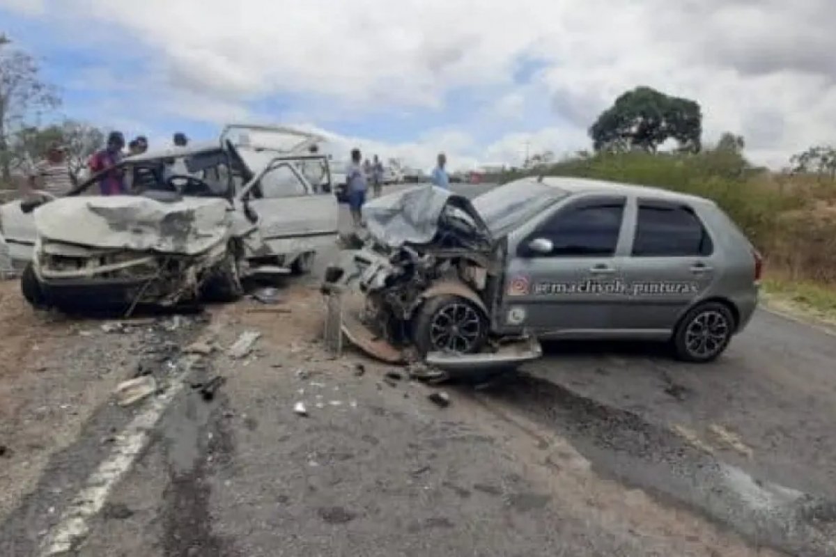 Acidente na BA-026 deixa uma pessoa morta e diversas feridas no Vale do Jiquiriçá