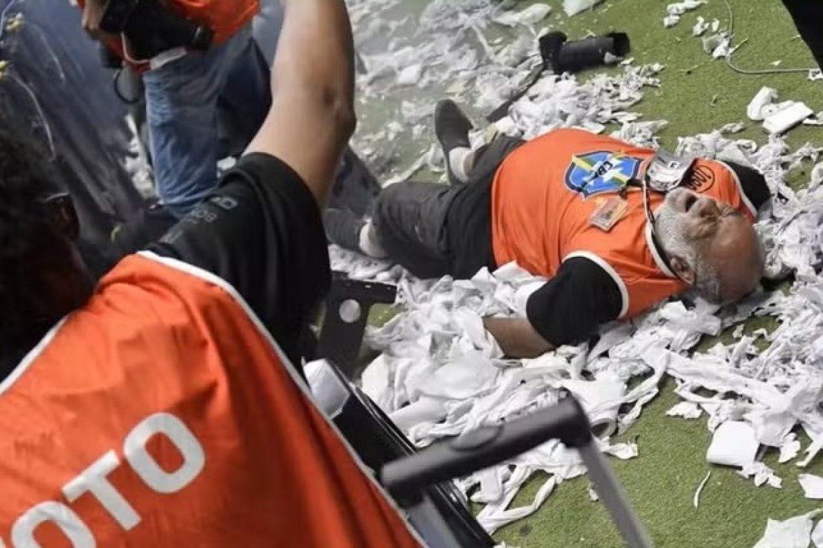 Final Copa do Brasil: fotógrafo é atingido por bomba na Arena MRV e precisará passar por cirurgia