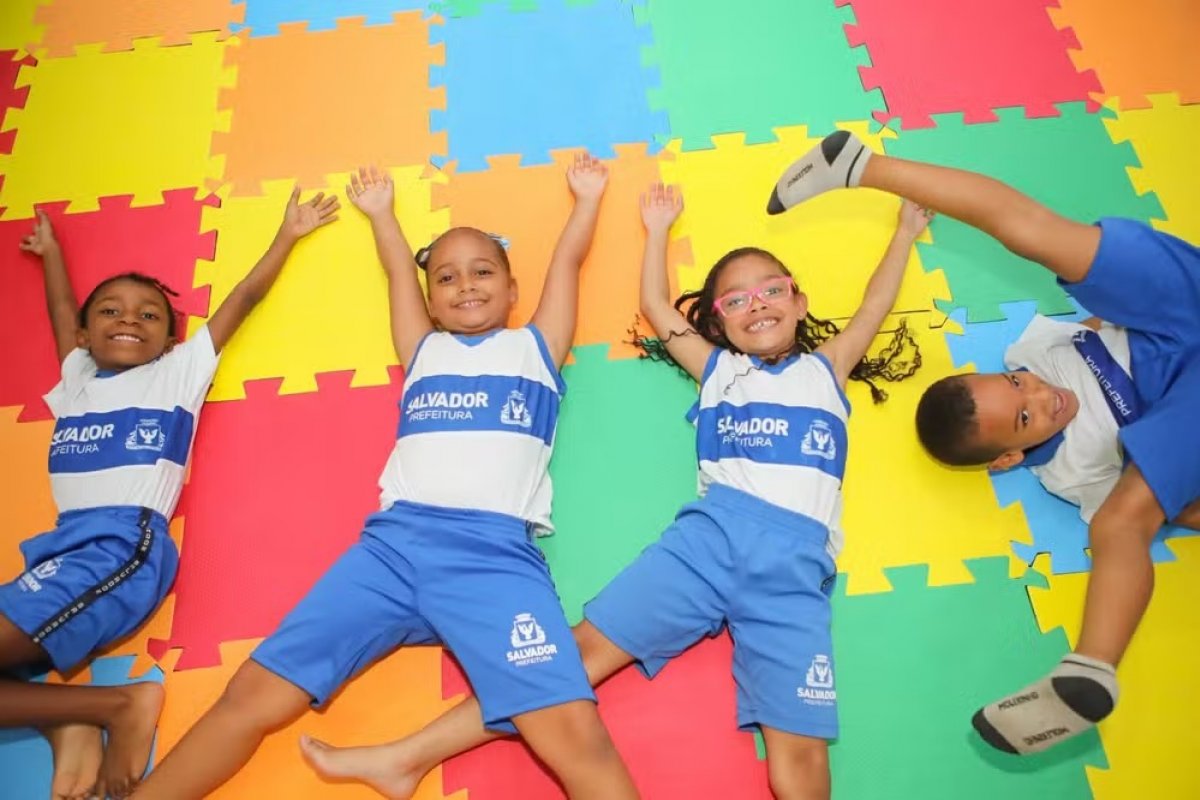 Em Salvador, cadastro de novos alunos na rede municipal de ensino vai até o dia 4 de dezembro