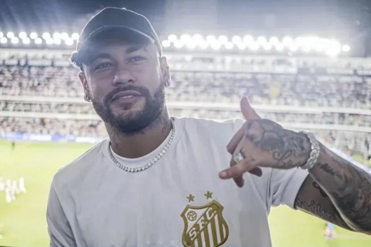 Santos enfrenta desafios para recontratar Neymar; confira quais