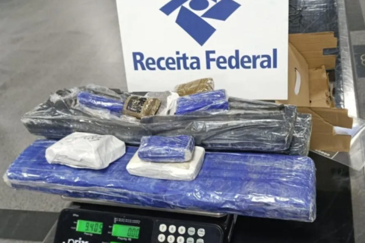 Receita Federal apreende 9,4 kg de droga na mala de brasileiro que chegava de Lisboa