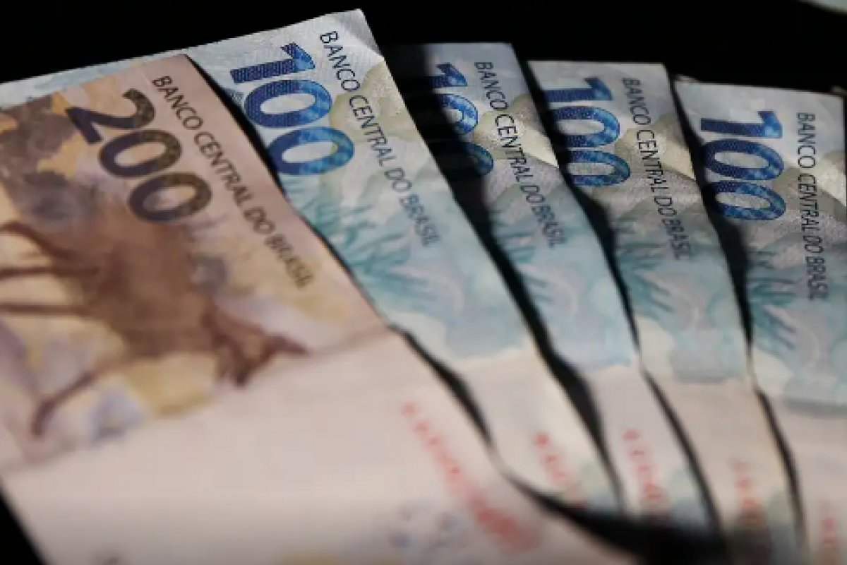 Mercado financeiro espera para janeiro novo aumento da taxa básica de juros, diz pesquisa