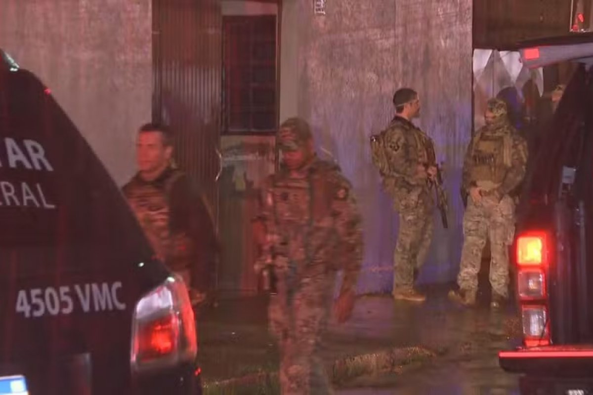 Polícia encontra explosivos em casa alugada por autor de ataque na Praça dos Três Poderes