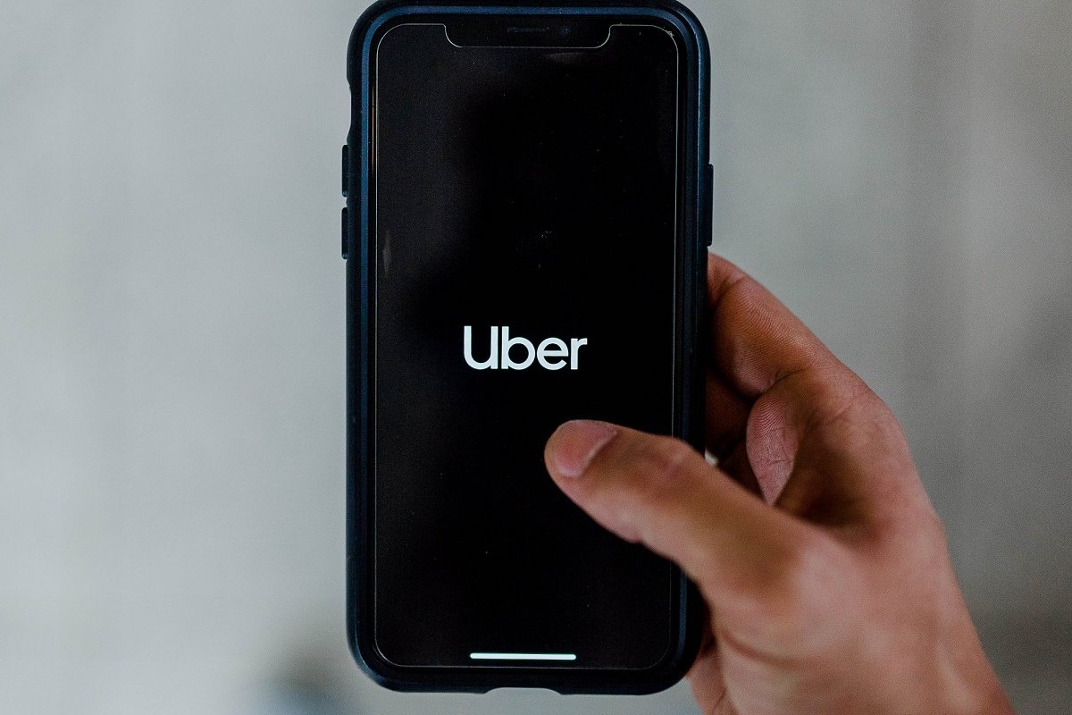Uber suspende mais de 200 motoristas da plataforma após suspeita de contato com vítima do Coronavírus