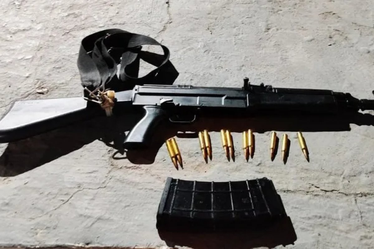 Suspeito de tráfico morre após confronto com PMs em 'paredão' no Bairro da Paz