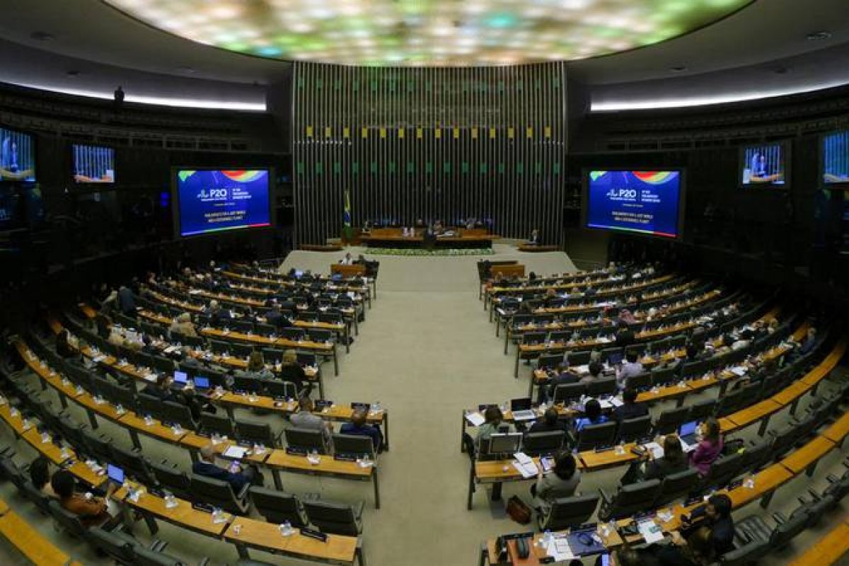 Prefeitos pedem 800 bilhões de dólares por ano ao G20 em ações climáticas até 2030