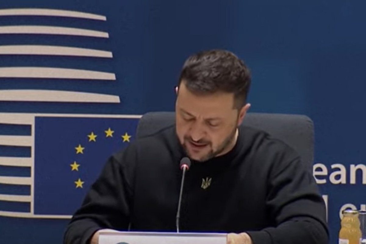 Zelensky critica chanceler alemão em ligação com Putin