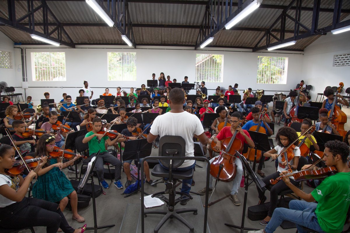 Neojiba abre mais de 300 vagas para formação de músicos de referência; bolsas chegam a R$1.100