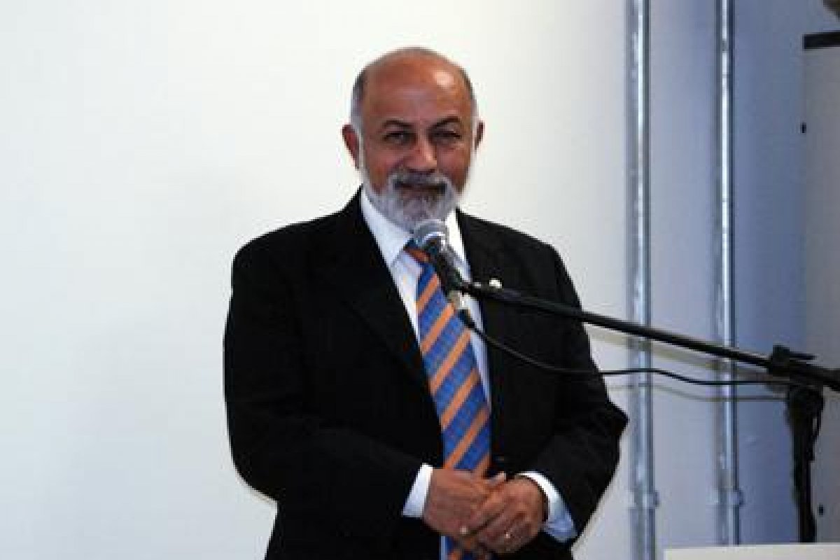 Morre ex-reitor da Uneb, Lourisvaldo Valentim