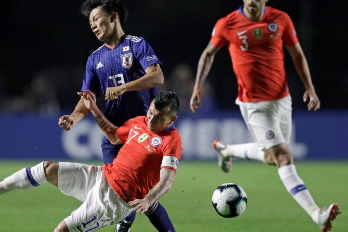 Em busca do tri da Copa América, Chile goleia Japão por 4 a 0 