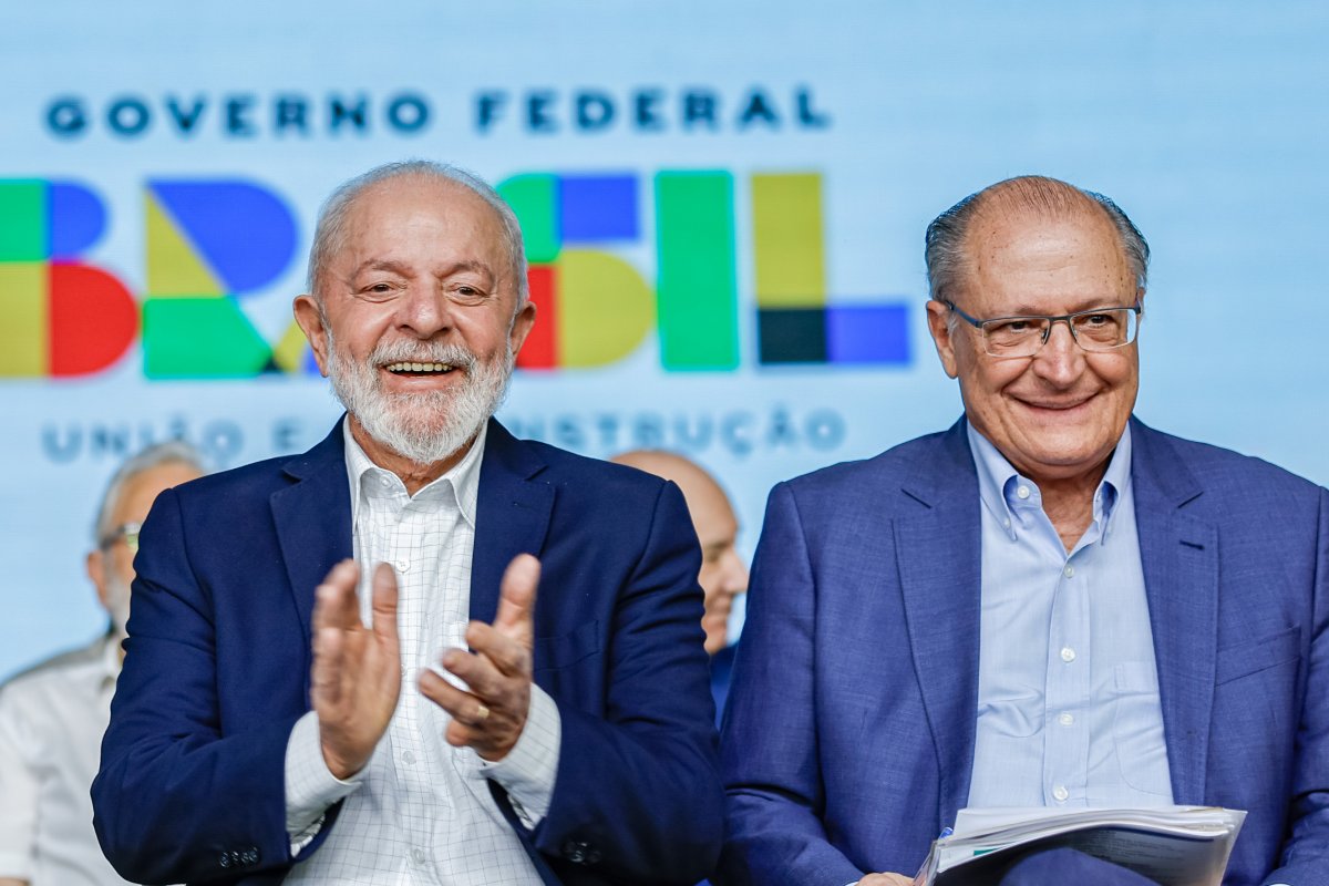 Polícia Federal cumpre mandados de prisão em operação contra grupo criminoso que planejou matar Lula e Alckmin