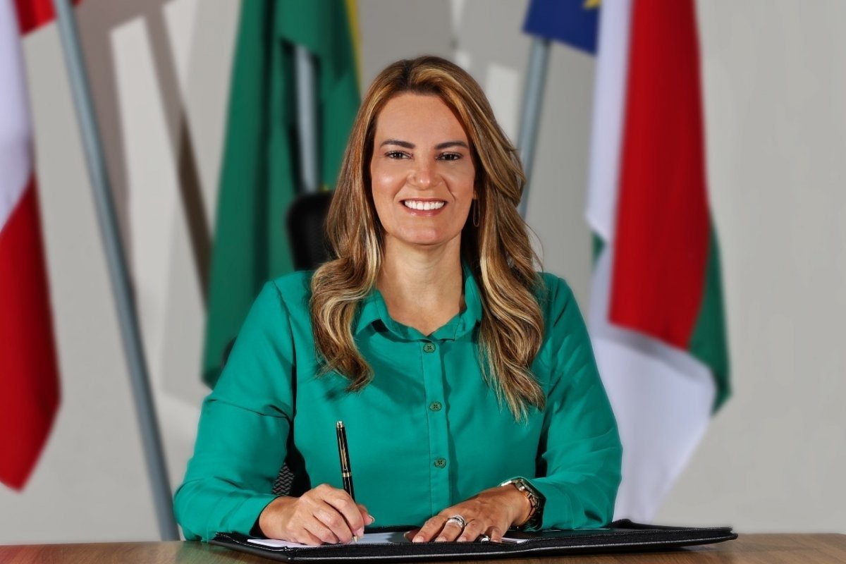 TSE torna Sheila Lemos elegível e prefeita seguirá no comando de Vitória da Conquista até 2028